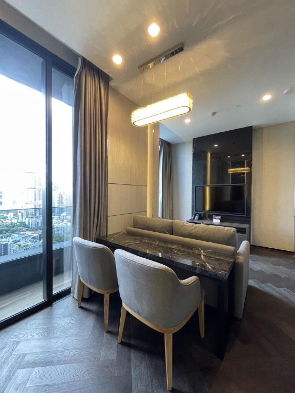 [SUT-483] The Esse Sukhumvit 36 (ดิ เอส สุขุมวิท 36) : คอนโดมิเนียมให้เช่า 1 ห้องนอน ใกล้ทองหล่อ คอนโดให้เช่า ติดต่อเราเลย!