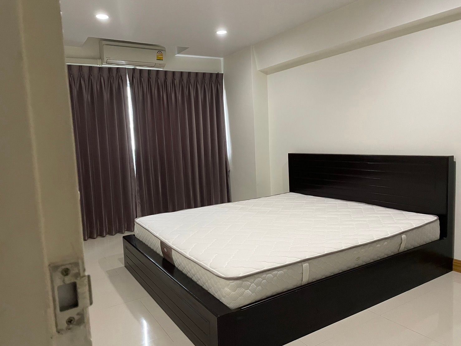 [SUT-507] Thonglor Tower Condominium (ทองหล่อ ทาวเวอร์ คอนโดมิเนียม) : คอนโดมิเนียมให้เช่า 1 ห้องนอน ใกล้ทองหล่อ คอนโดให้เช่า ติดต่อขอชมห้องวันนี้