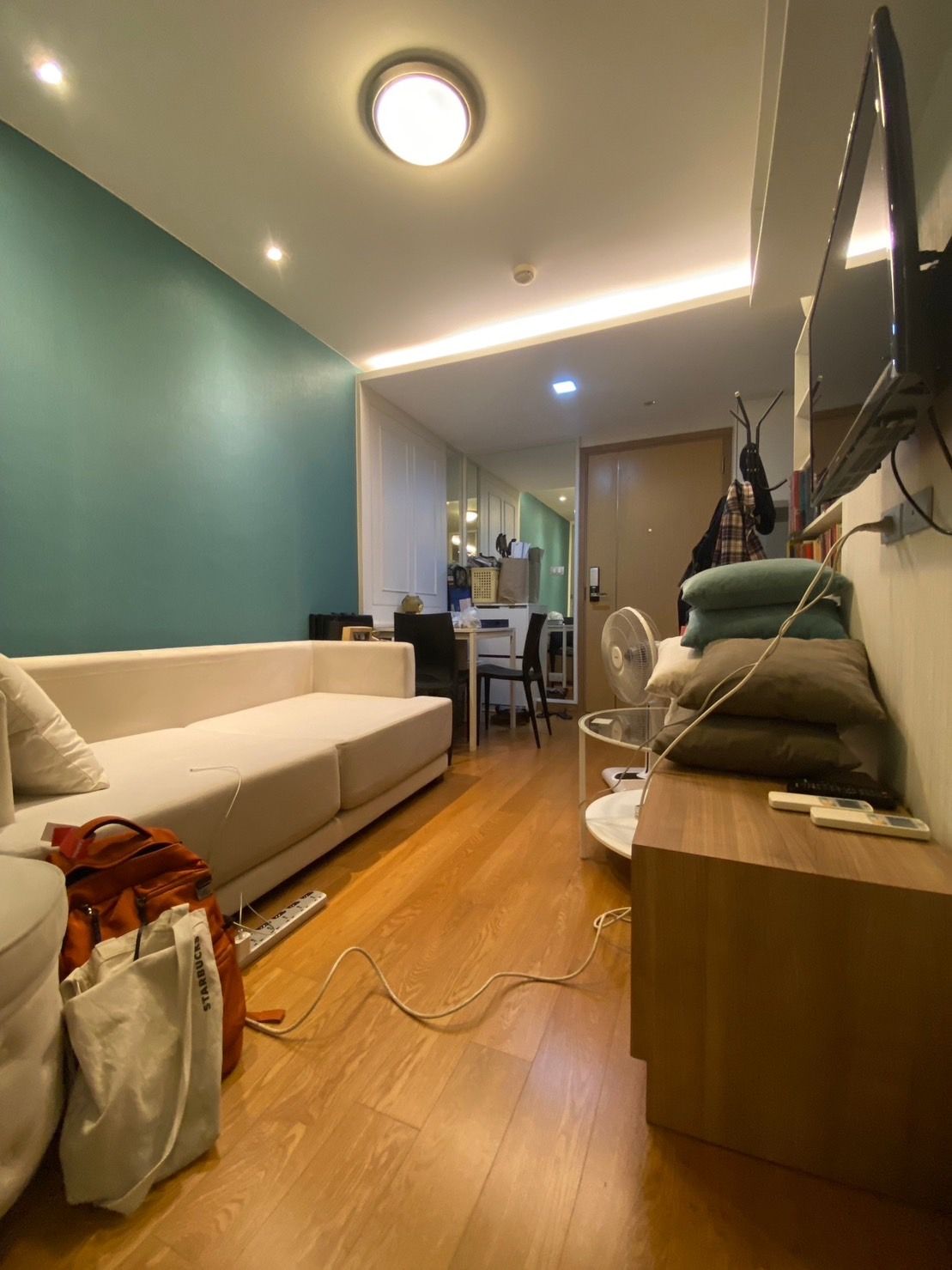 [RA-206] Inter Lux Premier Sukhumvit 13 (อินเตอร์ ลักส์ พรีเมียร์ สุขุมวิท 13) : คอนโดมิเนียมให้เช่า 1 ห้องนอน ใกล้มักกะสัน คอนโดให้เช่า ติดต่อเพื่อขอชมห้องได้ วันนี้