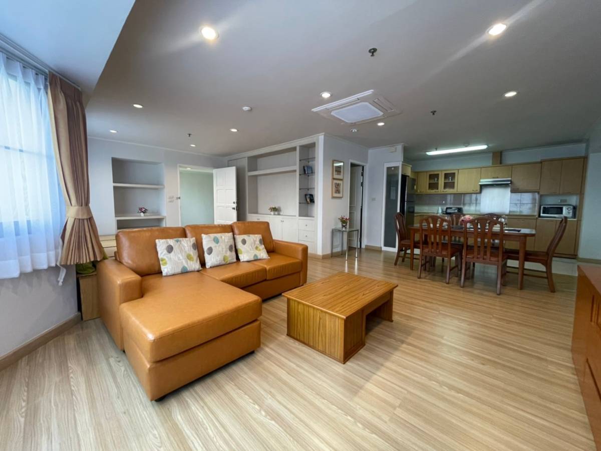 [SUP-352] Baan Suanpetch Condominium (บ้านสวนเพชร คอนโดมิเนียม) : คอนโดมิเนียมให้เช่า 2 ห้องนอน ใกล้พร้อมพงษ์ ห้องเช่า ทำเลดี พร้อมเข้าอยู่ ด่วน!