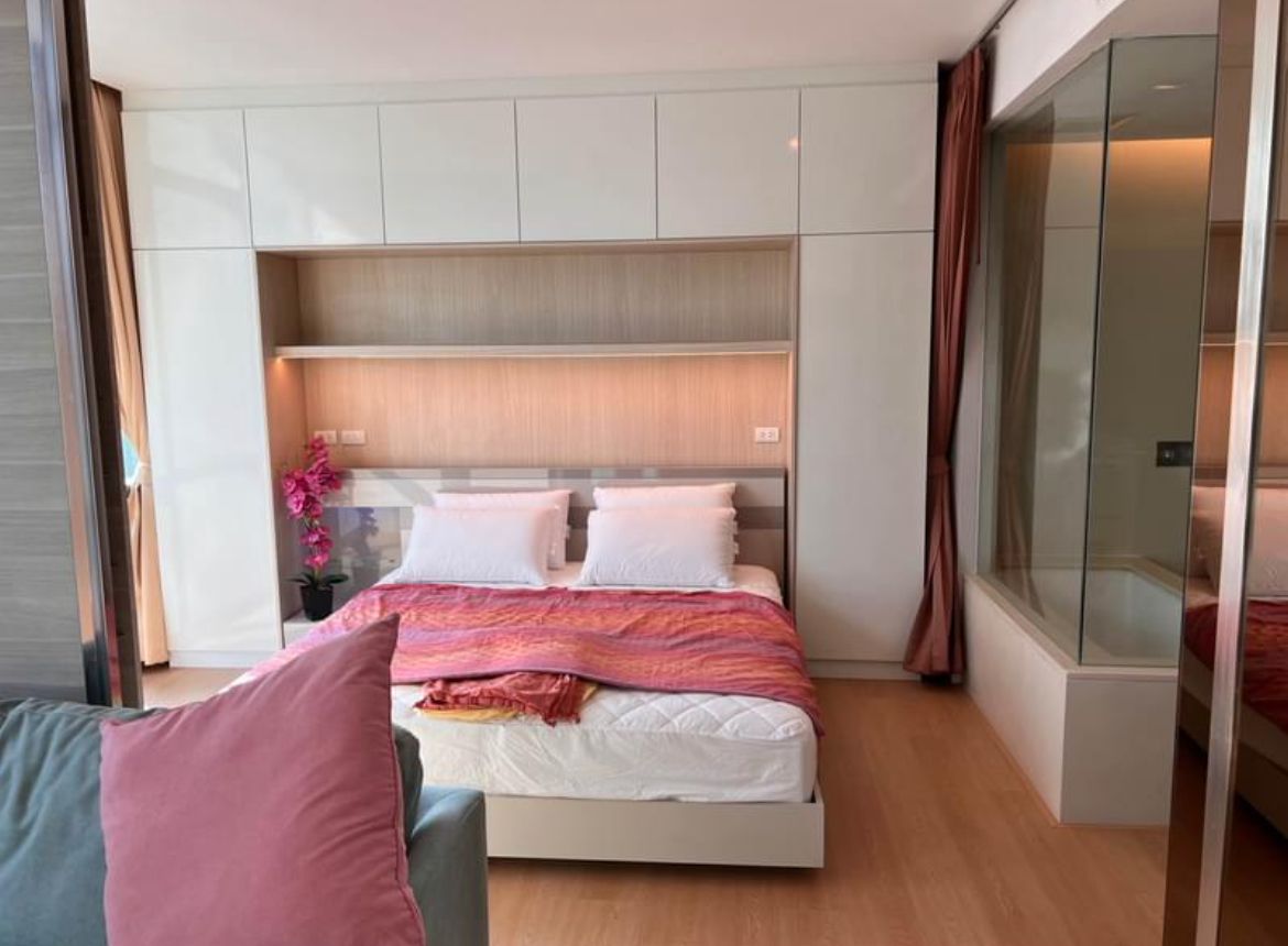 [SUA-326] The Room Sukhumvit 21 (เดอะ รูม สุขุมวิท 21) : คอนโดมิเนียมให้เช่า 1 ห้องนอน ใกล้สุขุมวิท ห้องสวย ราคาพิเศษ