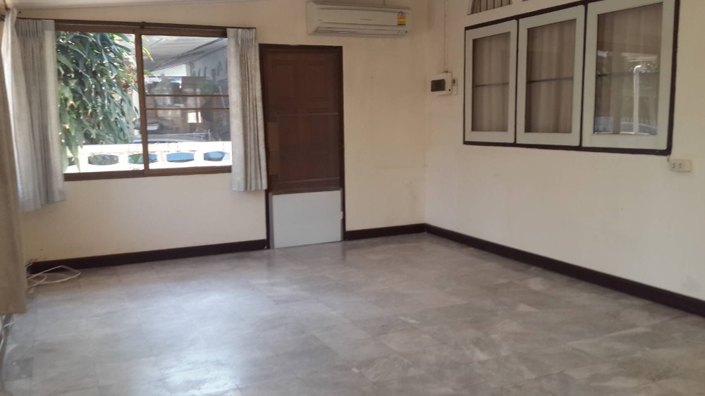 [HU-88] House for Rent near Ladprao - Sutthisan - Ratchada (บ้านให้เช่า ใกล้ เส้นลาดพร้าว-สุทธิสาร-รัชดา) : บ้านให้เช่า 2 ห้องนอน ใกล้สุทธิสาร บ้านสวย น่าอยู่มาก