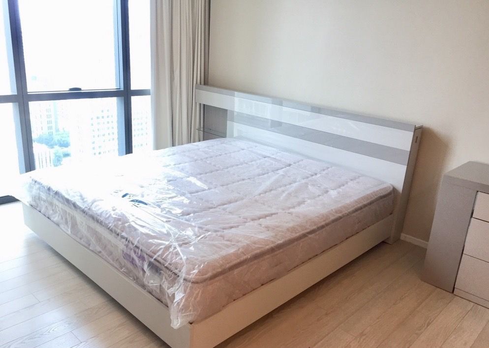 [SUA-348] The Room Sukhumvit 21 (เดอะ รูม สุขุมวิท 21) : คอนโดมิเนียมให้เช่า 1 ห้องนอน ใกล้อโศก ห้องนี้ดี อยู่แล้วรวย