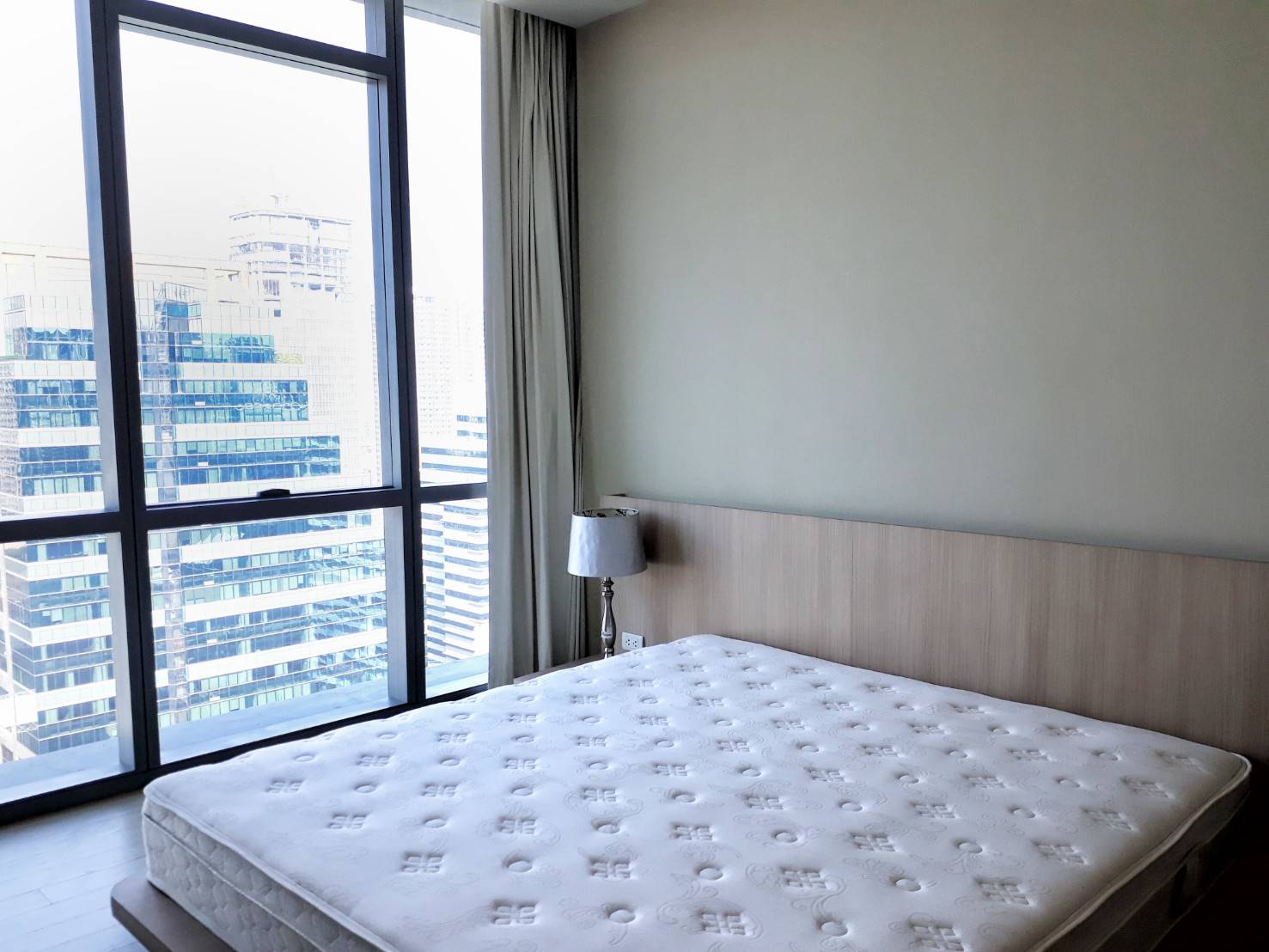 [SUA-350] The Room Sukhumvit 21 (เดอะ รูม สุขุมวิท 21) : ขายคอนโดมิเนียม 1 ห้องนอน ใกล้อโศก ขายคอนโด ด่วน!