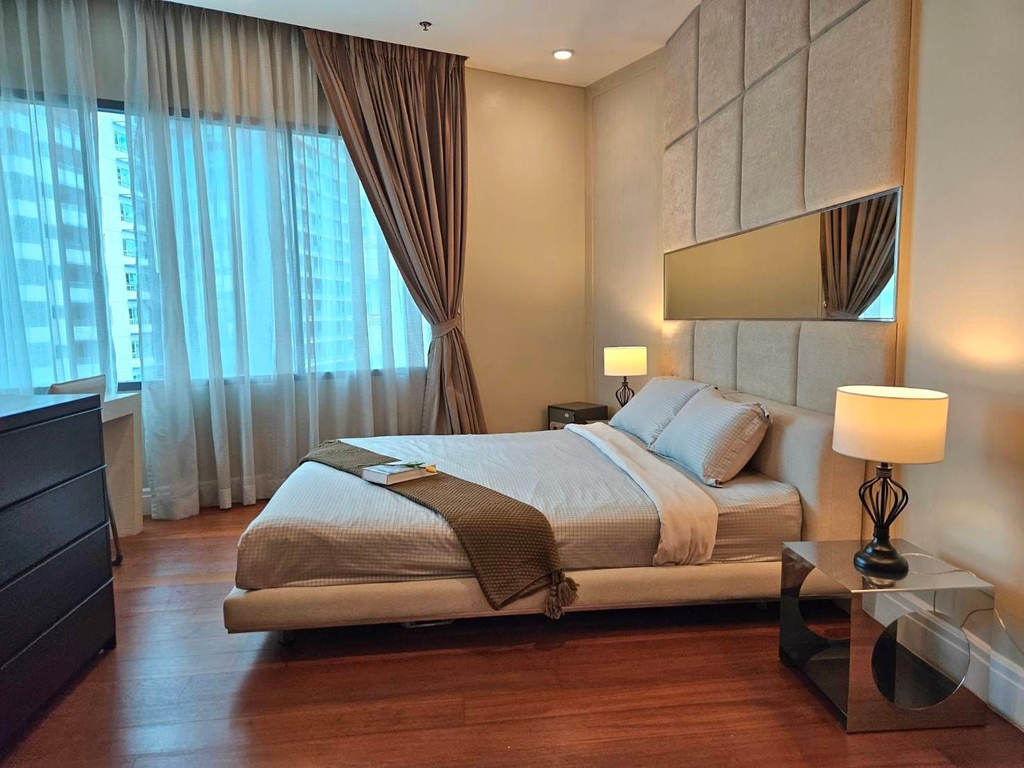 [SUA-361] Bright Sukhumvit 24 Condominium (ไบร์ท สุขุมวิท 24 คอนโดมิเนียม) : คอนโดมิเนียมให้เช่า 1 ห้องนอน ใกล้อโศก คอนโดดี ทำเลได้ ส่วนกลางจัดเต็ม