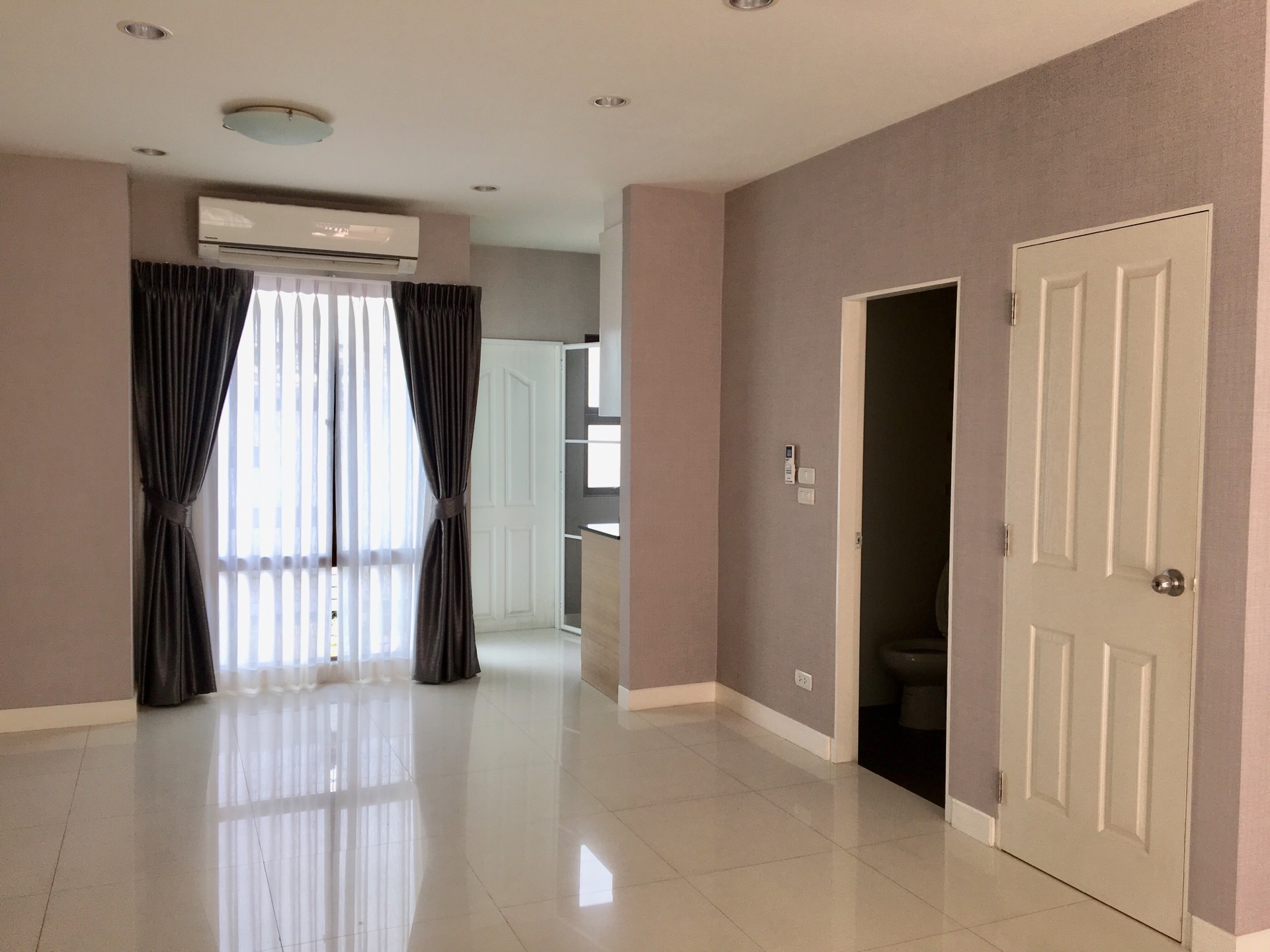 [ONB-78] Townhouse for Rent near Bang Chak (ทาวน์เฮ้าส์ให้เช่า ใกล้ บางจาก) : ทาวน์เฮ้าส์ให้เช่า 3 ห้องนอน ใกล้บางจาก บ้านสวย ทำเลดี