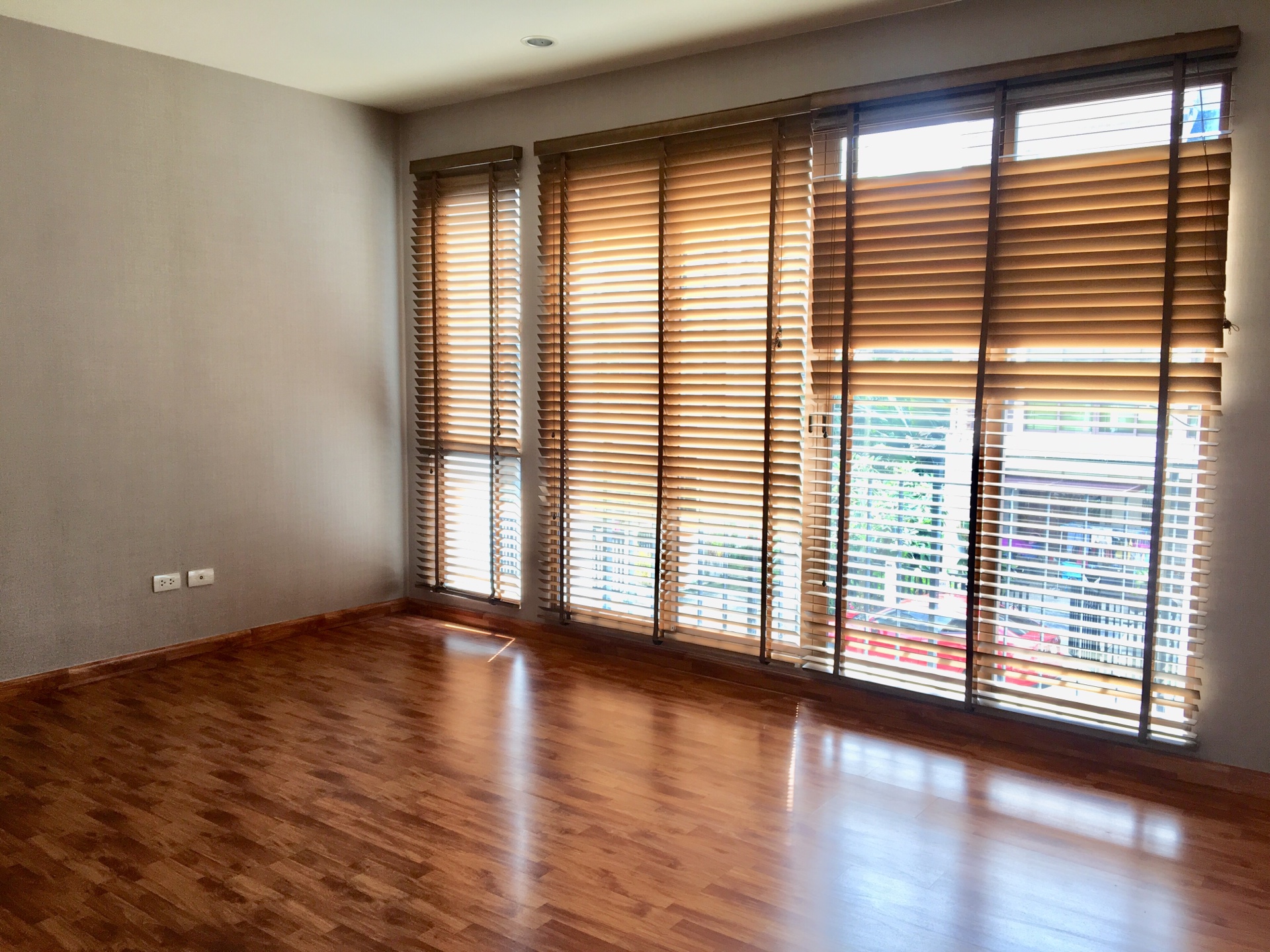 [ONB-78] Townhouse for Rent near Bang Chak (ทาวน์เฮ้าส์ให้เช่า ใกล้ บางจาก) : ทาวน์เฮ้าส์ให้เช่า 3 ห้องนอน ใกล้บางจาก บ้านสวย ทำเลดี