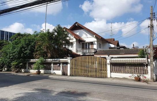 [ONB-86] House for Sale near Bearing (ขายบ้าน ใกล้ แบริ่ง) : ขายบ้าน 3 ห้องนอน ใกล้แบริ่ง บ้านสวย ทำเลดี