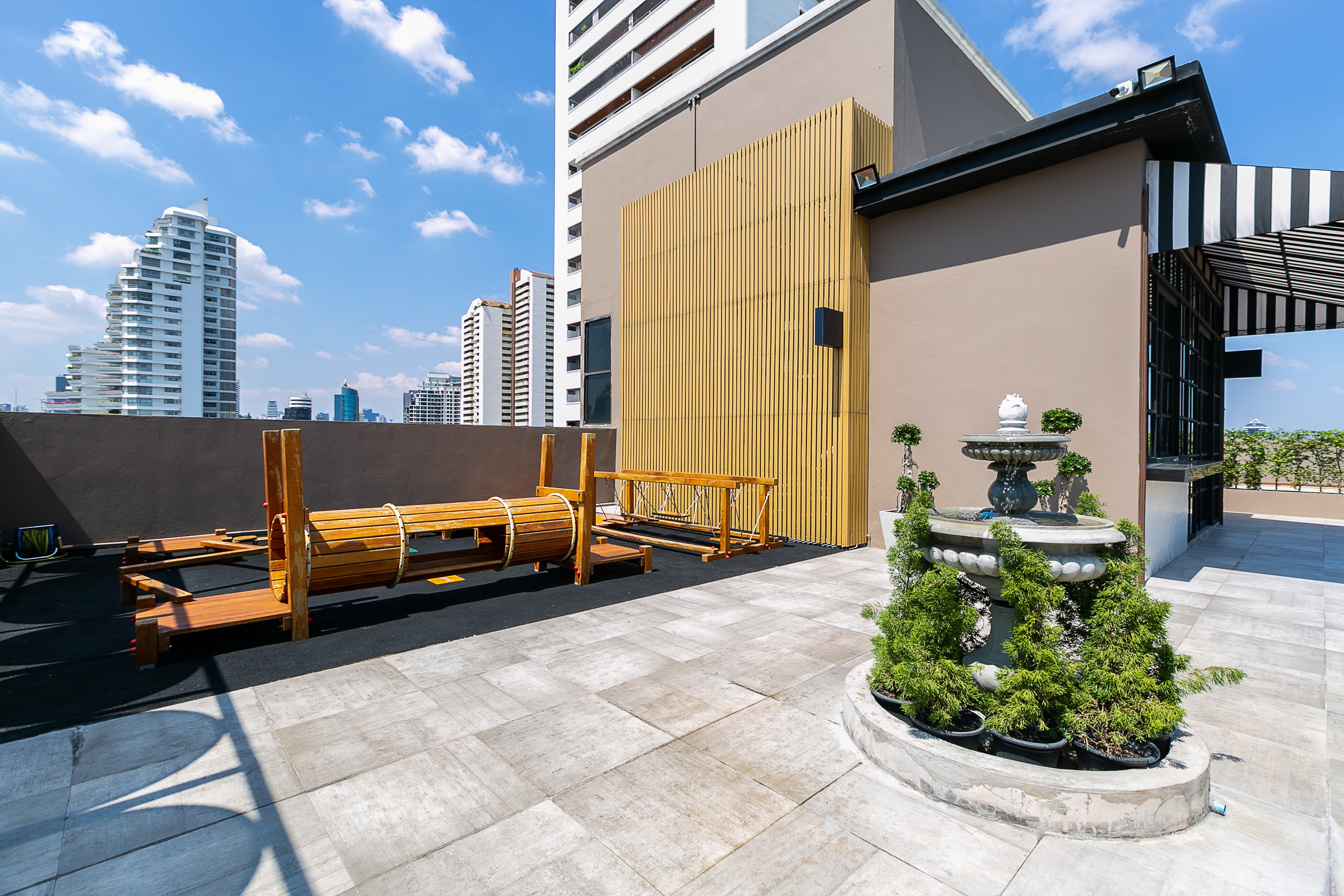 [SUE-246] Thea Serviced Apartment (เทีย เซอร์วิส อพาร์ทเมนท์) : อพาร์ทเม้นท์ให้เช่า 2 ห้องนอน ใกล้เอกมัย พร้อมเข้าอยู่ ด่วน!