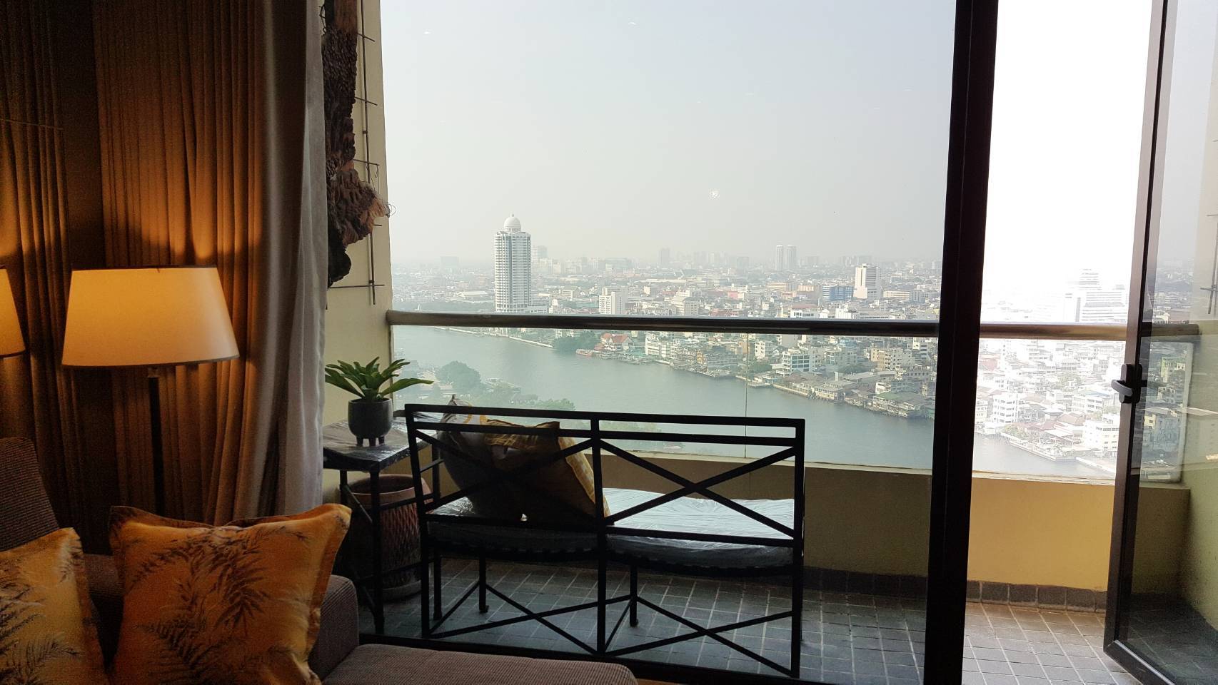 [CHK-106] Ban Chao Phraya Condo (คอนโดบ้านเจ้าพระยา) : คอนโดมิเนียมให้เช่า 1 ห้องนอน ใกล้กรุงธนบุรี ห้องนี้ดี อยู่แล้วรวย