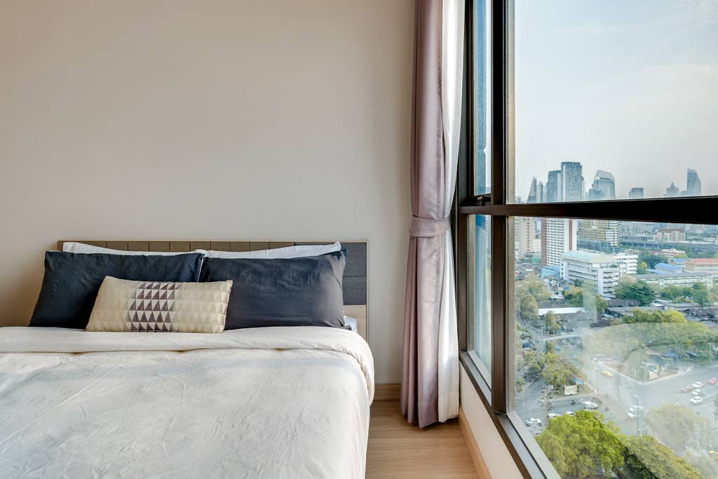 [RA-250] Lumpini Suite Phetchaburi – Makkasan (ลุมพินี สวีท เพชรบุรี - มักกะสัน) : คอนโดมิเนียมให้เช่า 2 ห้องนอน ใกล้มักกะสัน คอนโดให้เช่า ติดต่อเราเลย!