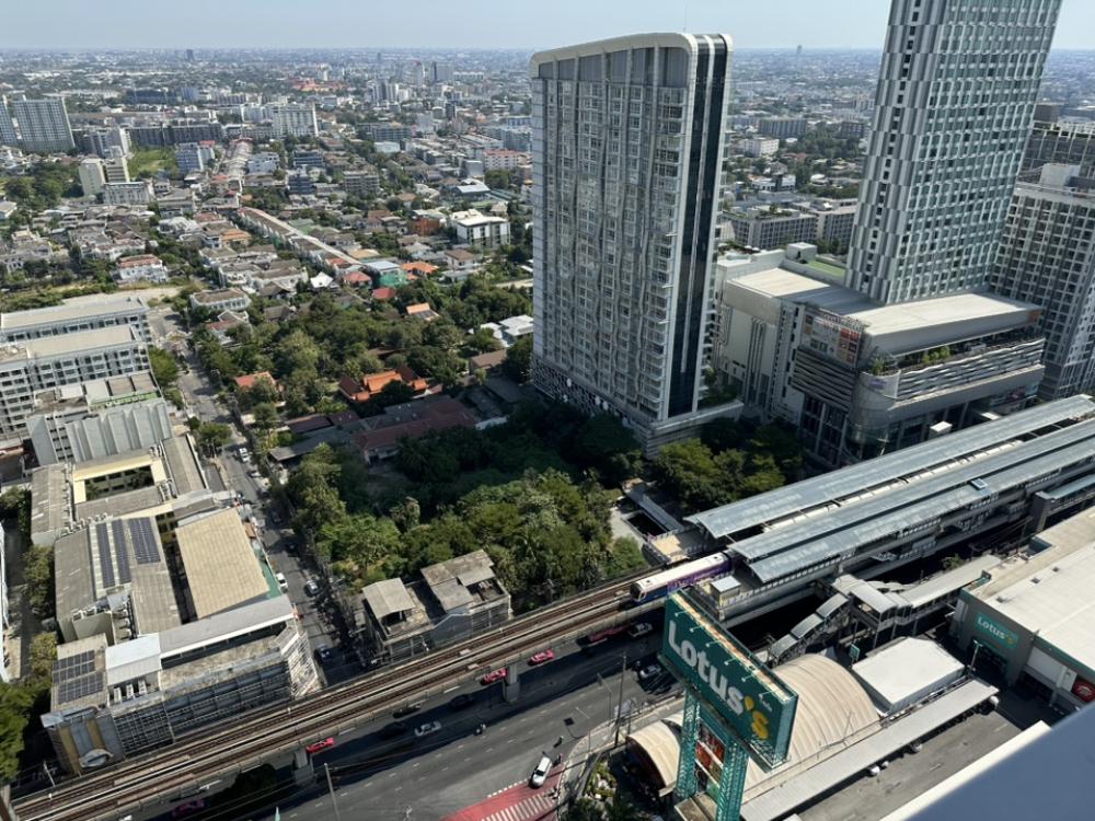 [ON-376] Rhythm Sukhumvit 50 (ริธึ่ม สุขุมวิท 50) : คอนโดมิเนียมให้เช่า 1 ห้องนอน ใกล้อ่อนนุช พร้อมเข้าอยู่ ด่วน!