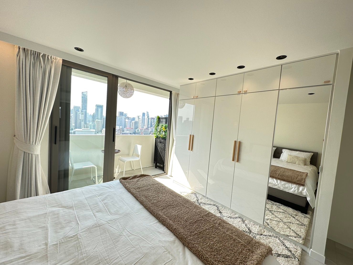 [SUP-396] D.S. Tower 2 Sukhumvit 39 Condominium (ดี.เอส. ทาวเวอร์ 2 สุขุมวิท 39 คอนโดมิเนียม) : คอนโดมิเนียมให้เช่า 3 ห้องนอน ใกล้พร้อมพงษ์ คอนโดอยู่สบาย