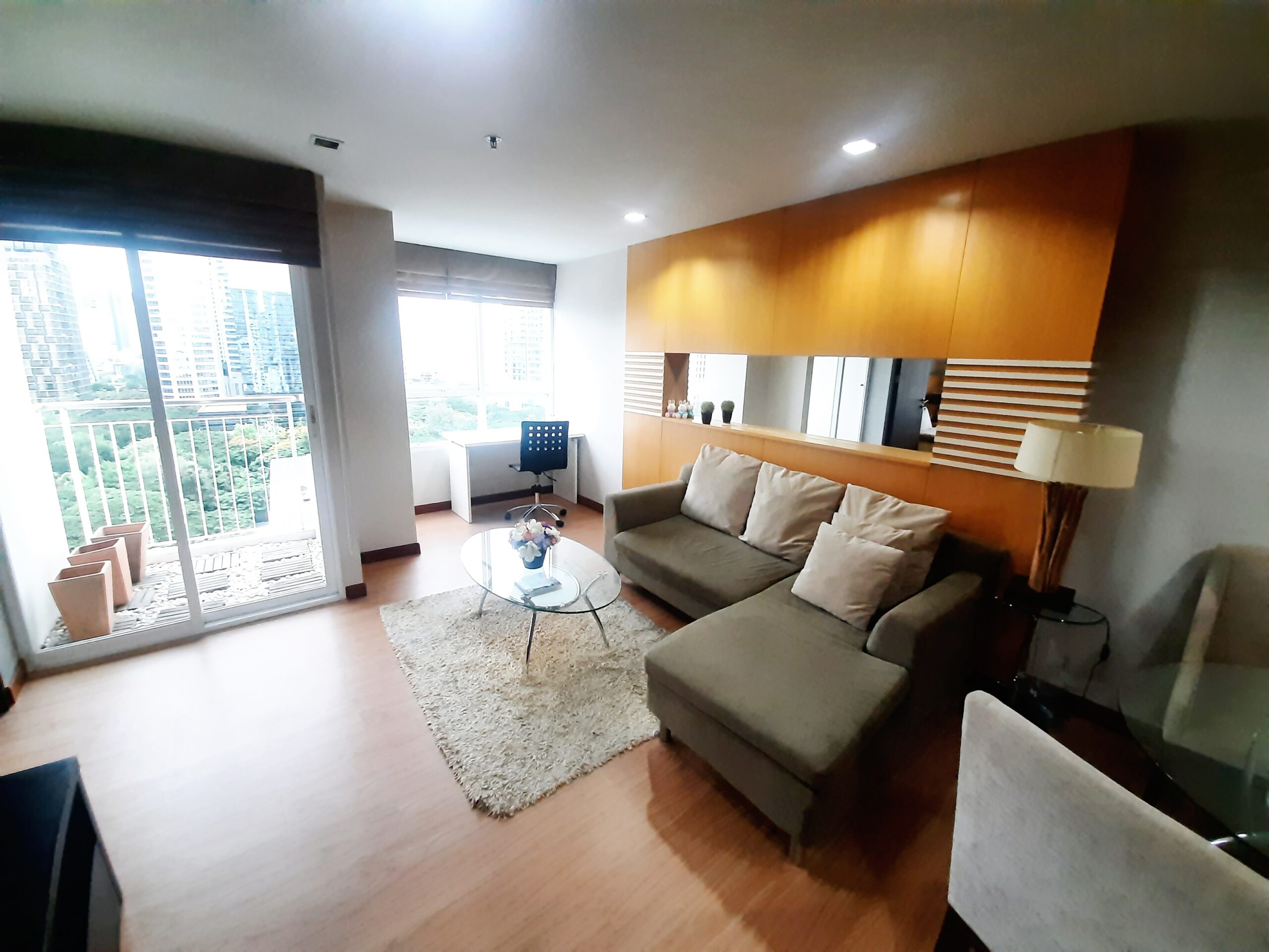 [PL-479] Urbana Langsuan Condominium (เออร์บานา หลังสวน คอนโดมิเนียม) : คอนโดมิเนียมให้เช่า 2 ห้องนอน ใกล้ราชดำริ คอนโดห้องสวย ราคาดี