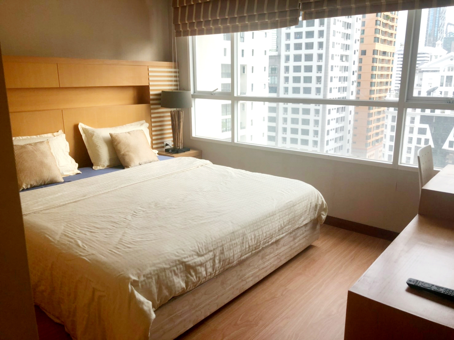 [PL-479] Urbana Langsuan Condominium (เออร์บานา หลังสวน คอนโดมิเนียม) : คอนโดมิเนียมให้เช่า 2 ห้องนอน ใกล้ราชดำริ คอนโดห้องสวย ราคาดี