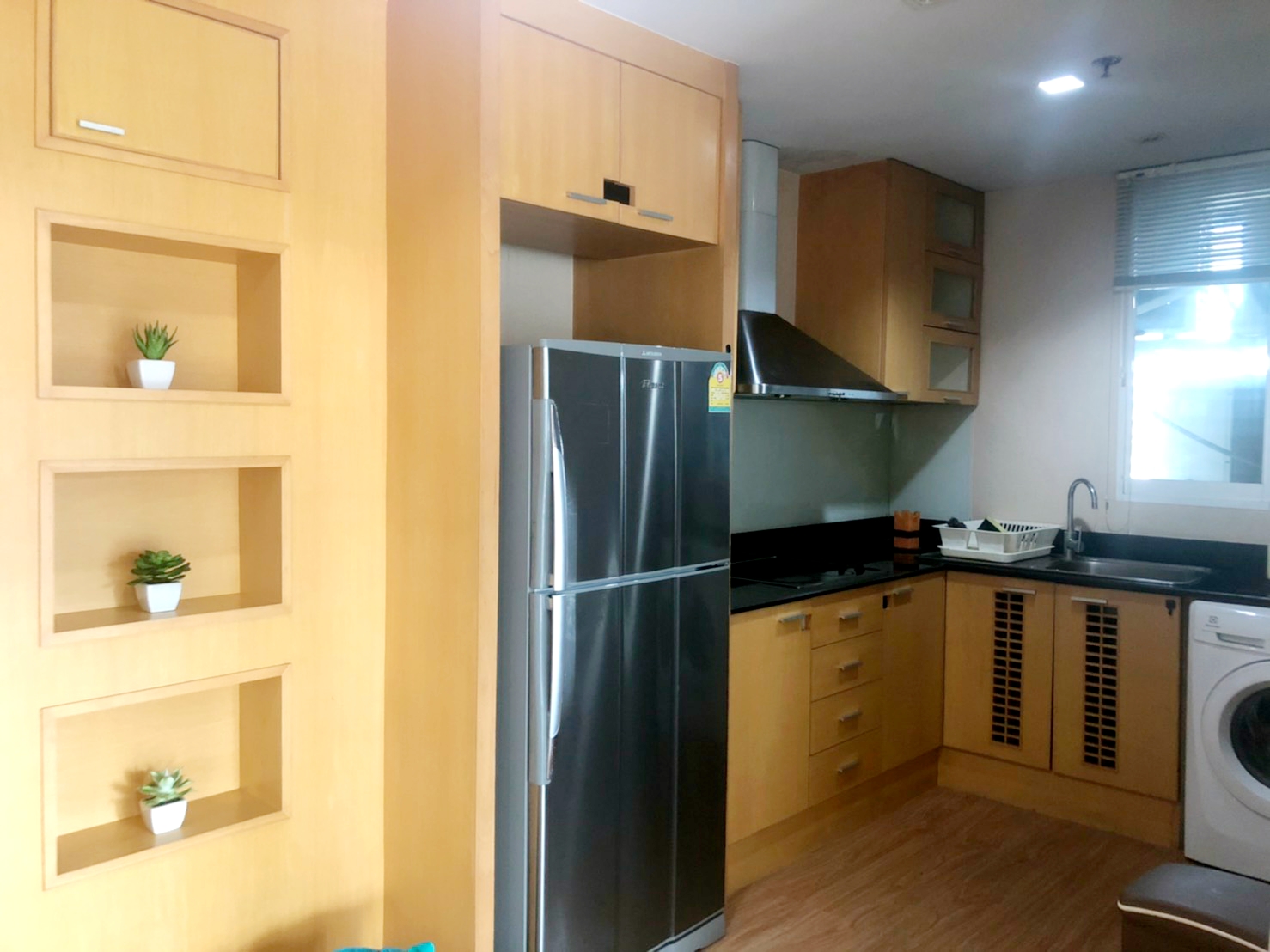 [PL-479] Urbana Langsuan Condominium (เออร์บานา หลังสวน คอนโดมิเนียม) : คอนโดมิเนียมให้เช่า 2 ห้องนอน ใกล้ราชดำริ คอนโดห้องสวย ราคาดี