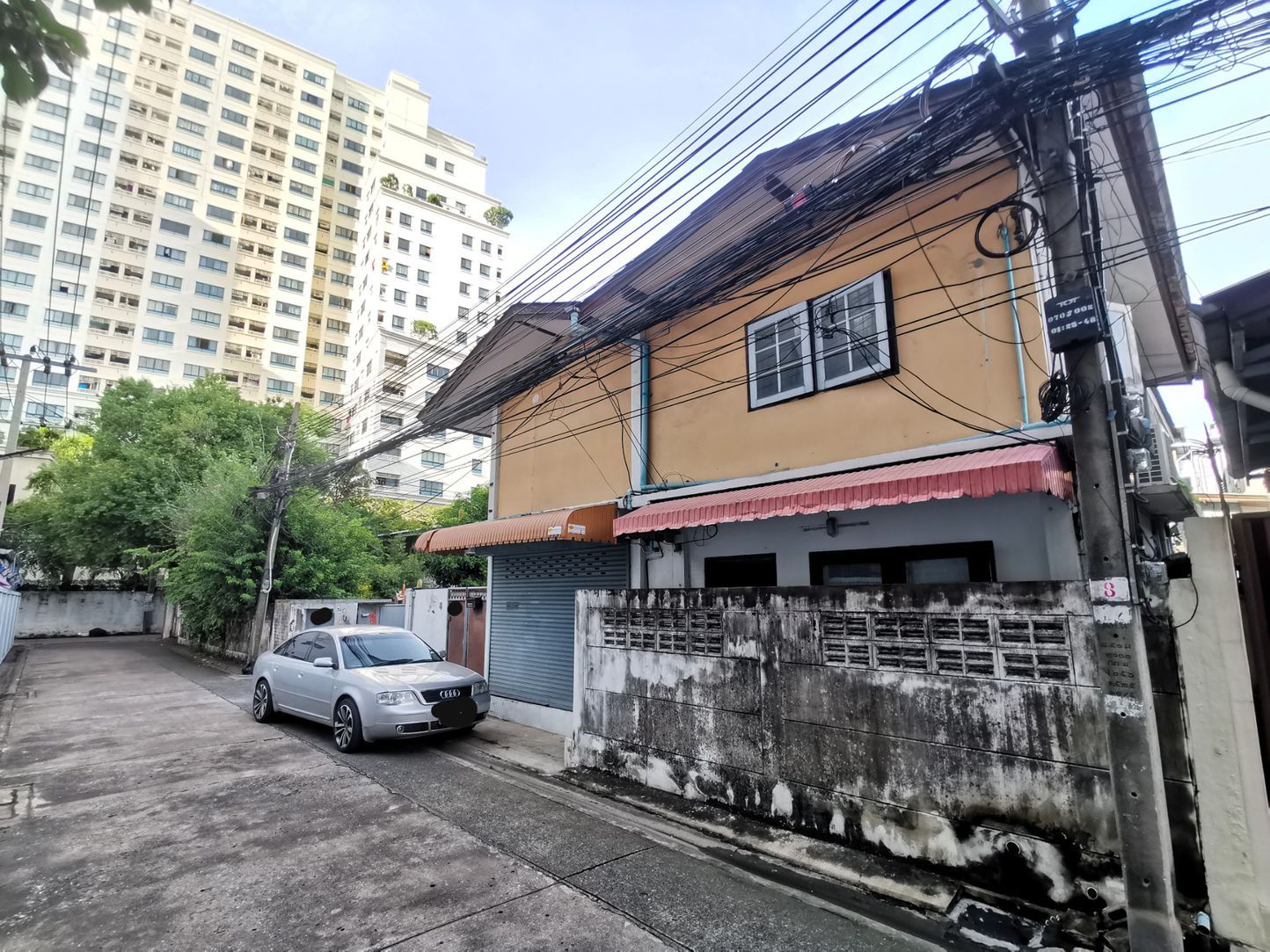 [JJ-64] House for Sale near Saphan Khwai (ขายบ้าน ใกล้ สะพานควาย) : ขายบ้าน 8 ห้องนอน ใกล้สะพานควาย บ้านสวย ทำเลดี