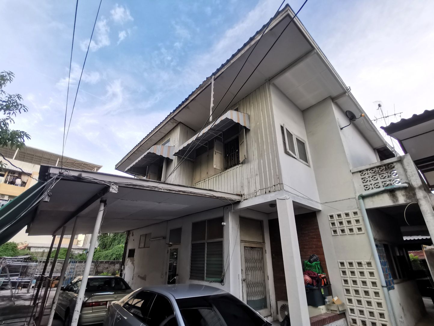 [JJ-64] House for Sale near Saphan Khwai (ขายบ้าน ใกล้ สะพานควาย) : ขายบ้าน 8 ห้องนอน ใกล้สะพานควาย บ้านสวย ทำเลดี