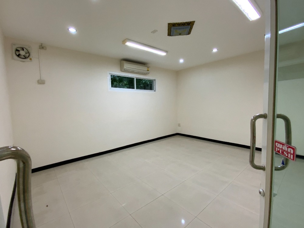 [SUA-420] Office/Commercial Space for Rent near Asoke, PS Tower Asoke (สำนักงาน/พื้นที่ให้เช่า ใกล้อโศก อาคาร PS Tower Asoke) : พื้นที่สำนักงานให้เช่า 1 ห้องนอน ใกล้อโศก พร้อมเข้าชม วันนี้