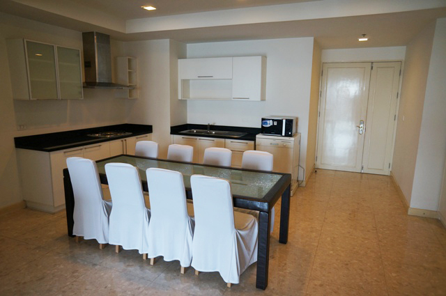 [SUE-276] Nusasiri Grand Condominium (ณุศาศิริ แกรนด์ คอนโดมิเนียม) : คอนโดมิเนียมให้เช่า 2 ห้องนอน ใกล้เอกมัย คอนโดให้เช่า ติดต่อเราเลย!