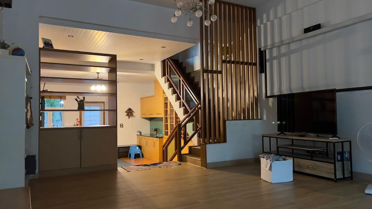 [SUE-295] 4-BR Townhouse for Rent near Ekkamai (4 ห้องนอน ทาวน์เฮ้าส์ให้เช่า ใกล้เอกมัย) : ทาวน์เฮ้าส์ให้เช่า 4 ห้องนอน ใกล้เอกมัย บ้านสวย ทำเลดี