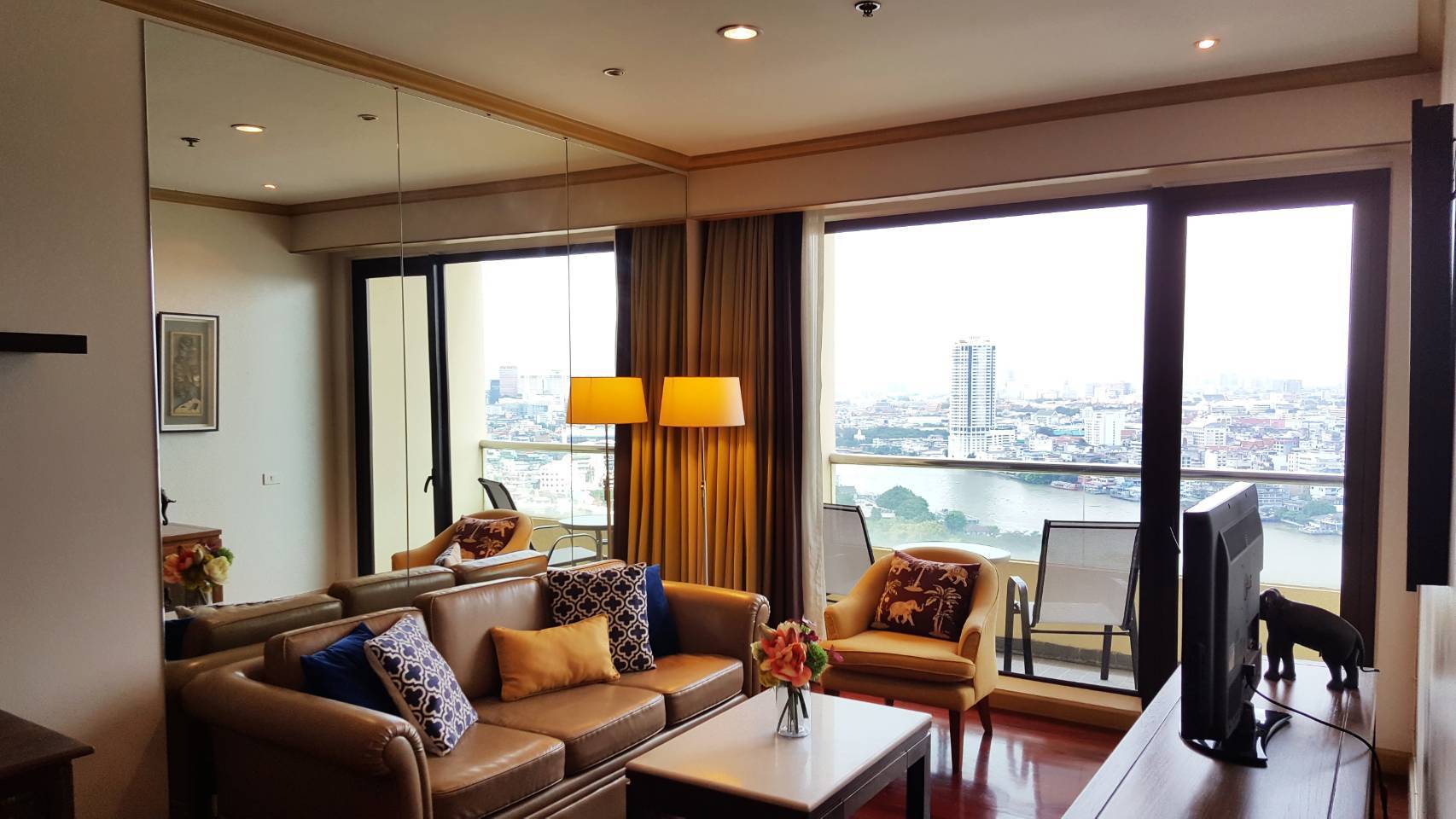 [CHK-113] Ban Chao Phraya Condo (คอนโดบ้านเจ้าพระยา) : คอนโดมิเนียมให้เช่า 1 ห้องนอน ใกล้กรุงธนบุรี ห้องสวย ราคาพิเศษ