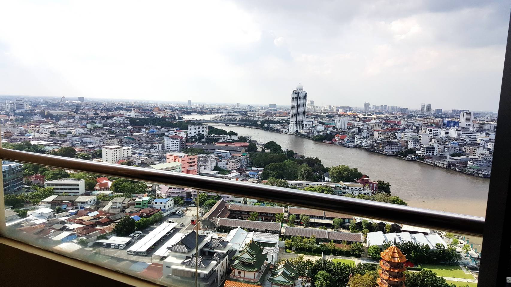 [CHK-113] Ban Chao Phraya Condo (คอนโดบ้านเจ้าพระยา) : คอนโดมิเนียมให้เช่า 1 ห้องนอน ใกล้กรุงธนบุรี ห้องสวย ราคาพิเศษ