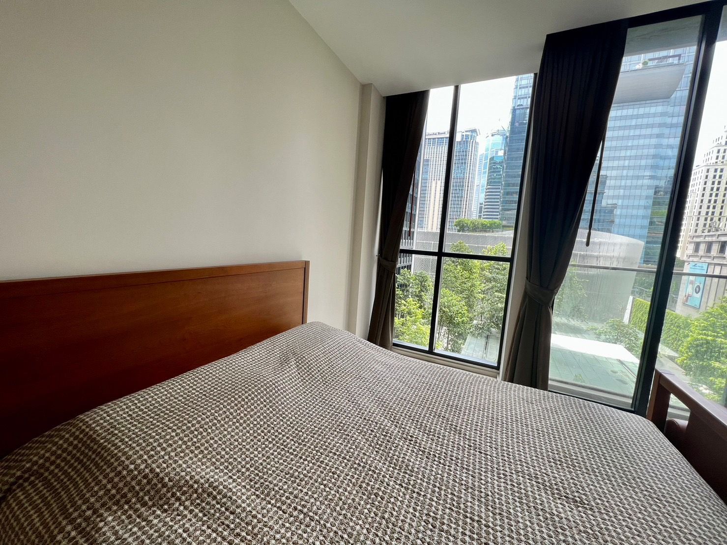 [PL-503] Noble Ploenchit (โนเบิล เพลินจิต) : คอนโดมิเนียมให้เช่า 1 ห้องนอน ใกล้เพลินจิต คอนโดดี ทำเลได้ ส่วนกลางจัดเต็ม