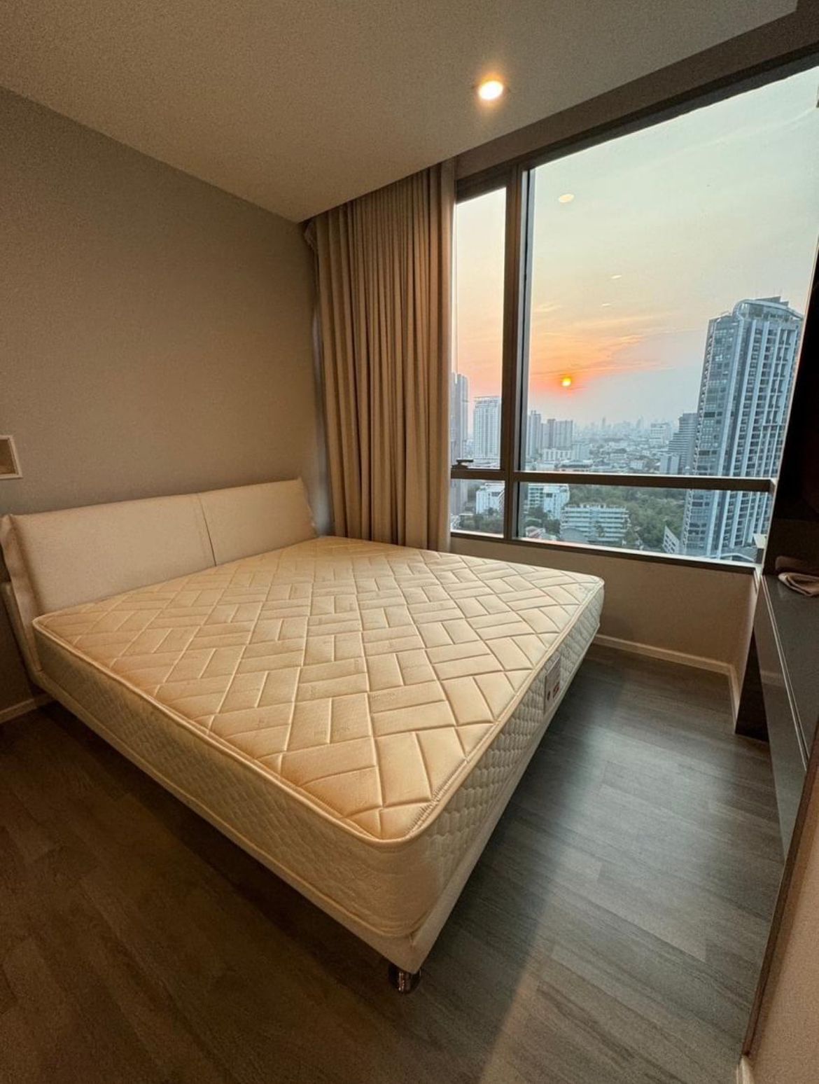 [ON-487] The Room Sukhumvit 69 (เดอะ รูม สุขุมวิท 69) : คอนโดมิเนียมให้เช่า 1 ห้องนอน ใกล้พระโขนง ห้องสวย ราคาพิเศษ