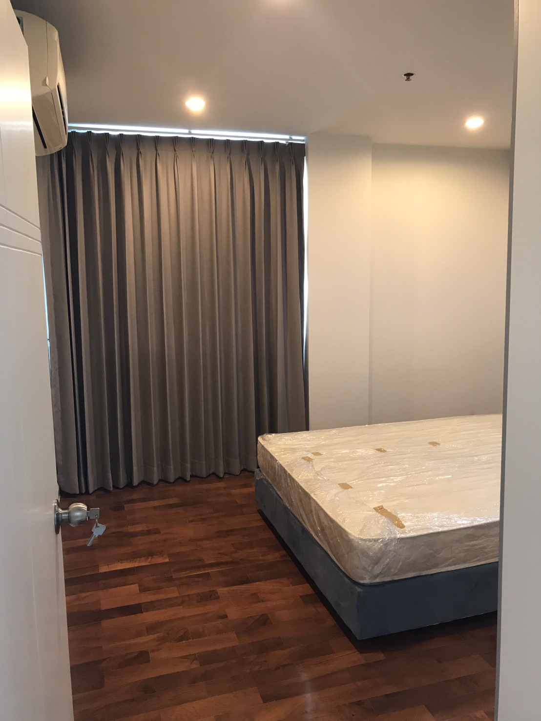 [CHC-587] Baan Siri Silom (บ้านสิริ สีลม คอนโดมิเนียม) : คอนโดมิเนียมให้เช่า 2 ห้องนอน ใกล้สุรศักดิ์ พร้อมเข้าอยู่ ด่วน!