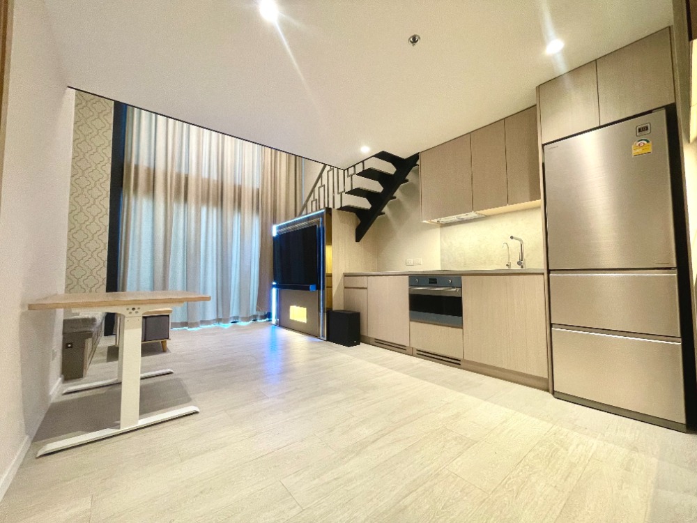 [CHC-589] The Lofts Silom (เดอะ ลอฟท์ สีลม) : ขายคอนโดมิเนียม 1 ห้องนอน ใกล้สุรศักดิ์ ห้องสวย น่าลงทุน