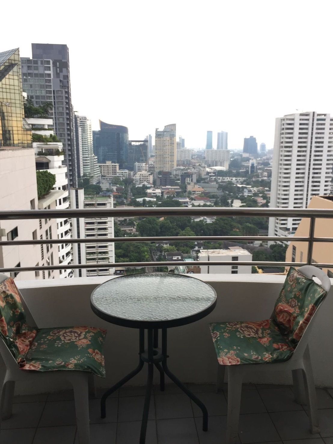 [SUT-711] Top View Tower Condominium (ท็อป วิว ทาวเวอร์ คอนโดมิเนียม) : ขายคอนโดมิเนียม 2 ห้องนอน ใกล้ทองหล่อ คอนโดทำเลที่ใช่