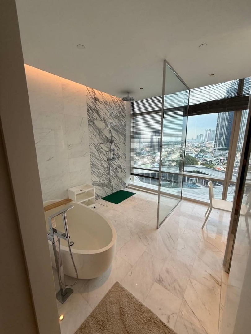 [CHK-144] Four Seasons Private Residences Bangkok (โฟร์ซีซัน ไพรเวท เรสซิเดนซ์) : เช่าคอนโดหรู ใกล้ BTS สะพานตากสิน ห้องใหญ่สุดพรีเมียม 2ห้องนั่งเล่น  พร้อมเข้าอยู่