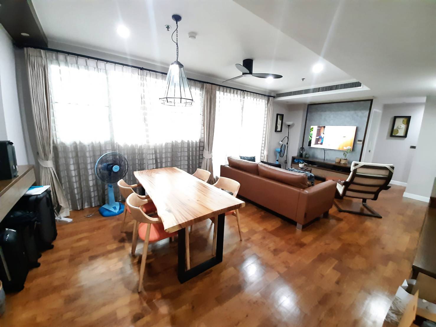 [SUA-432] Baan Siri 31 Condominium (บ้านสิริ 31 คอนโด) : คอนโดมิเนียมให้เช่า 2 ห้องนอน ใกล้อโศก คอนโดดี ทำเลได้ ส่วนกลางจัดเต็ม