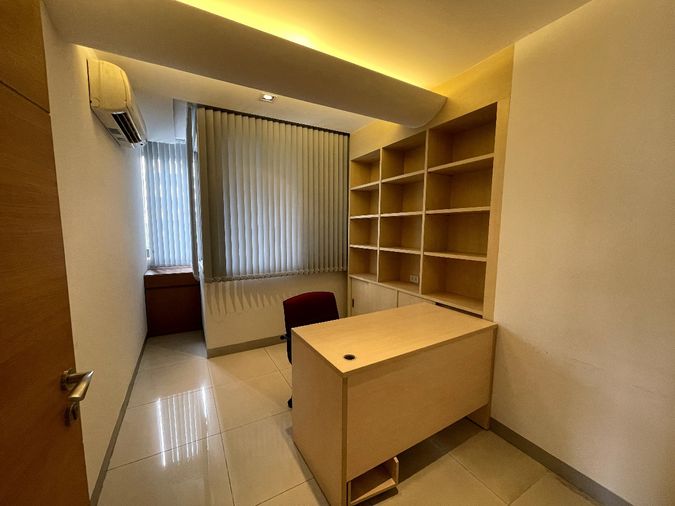 [SUA-454] Modern office for Rent in Asoke, Monterey Place, near MRT Queen Sirikit National Convention Center, BTS Asoke. (ออฟฟิศโมเดิร์น ให้เช่าในย่านอโศกโมนเทรี่ เพลส ใกล้ MRT สถานีศูนย์การประชุมแห่งชาติสิริกิติ์, BTS อโศก) : พื้นที่สำนักงานให้เช่า 1 ห้อ