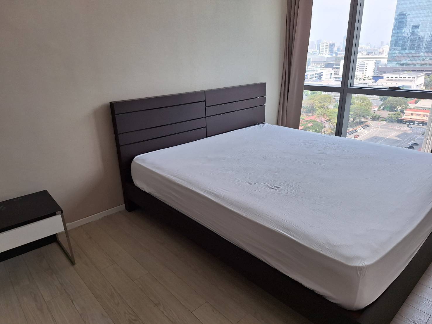 [SUA-482] The Room Sukhumvit 21 (เดอะ รูม สุขุมวิท 21) : คอนโดมิเนียมให้เช่า 1 ห้องนอน ใกล้อโศก ห้องนี้ดี อยู่แล้วรวย