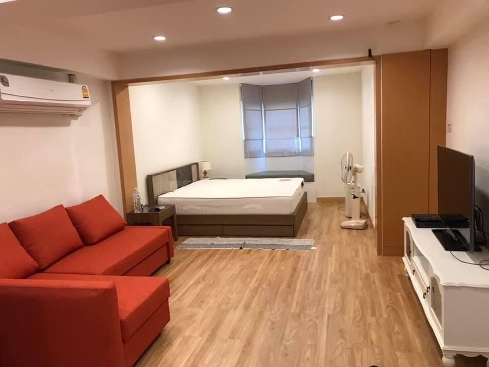 [SUE-327] Townhouse for Rent near BTS Ekkamai (ทาวน์เฮ้าส์ให้เช่า ใกล้ BTS เอกมัย) : ทาวน์เฮ้าส์ให้เช่า เลี้ยงสัตว์ได้ 3 ห้องนอน ใกล้เอกมัย บ้านให้เช่า พร้อมเข้าอยู่ ด่วน!