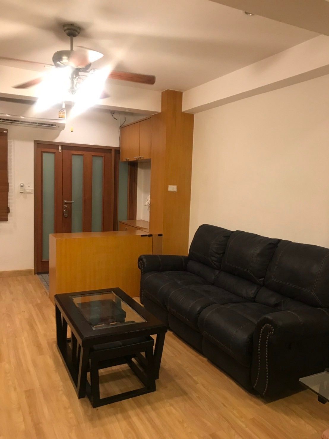 [SUE-327] Townhouse for Rent near BTS Ekkamai (ทาวน์เฮ้าส์ให้เช่า ใกล้ BTS เอกมัย) : ทาวน์เฮ้าส์ให้เช่า เลี้ยงสัตว์ได้ 3 ห้องนอน ใกล้เอกมัย บ้านให้เช่า พร้อมเข้าอยู่ ด่วน!