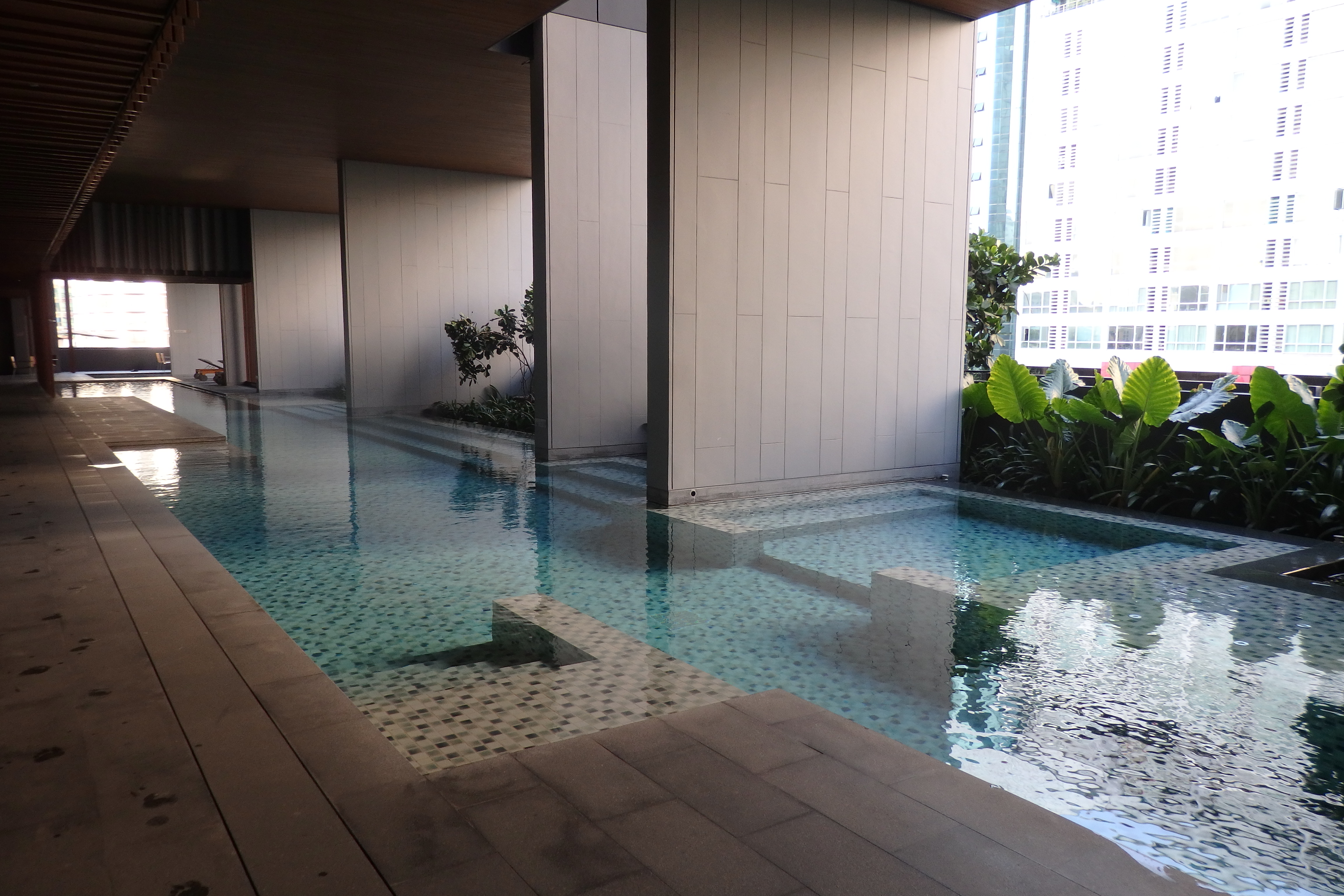 [SUN-104] Hyde Sukhumvit 13 Condominium (ไฮด์ สุขุมวิท 13 คอนโดมิเนี่ยม) : คอนโดมิเนียมให้เช่า 2 ห้องนอน ใกล้นานา คอนโดให้เช่า ติดต่อเราเลย!