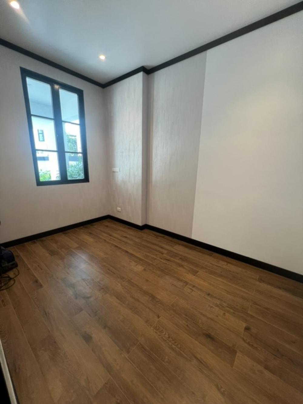 [ON-556] House for Rent near BTS Phra Kanong (บ้านให้เช่า ใกล้ BTS พระโขนง) : บ้านให้เช่า 4 ห้องนอน ใกล้พระโขนง บ้านให้เช่า พร้อมเข้าอยู่ ด่วน!