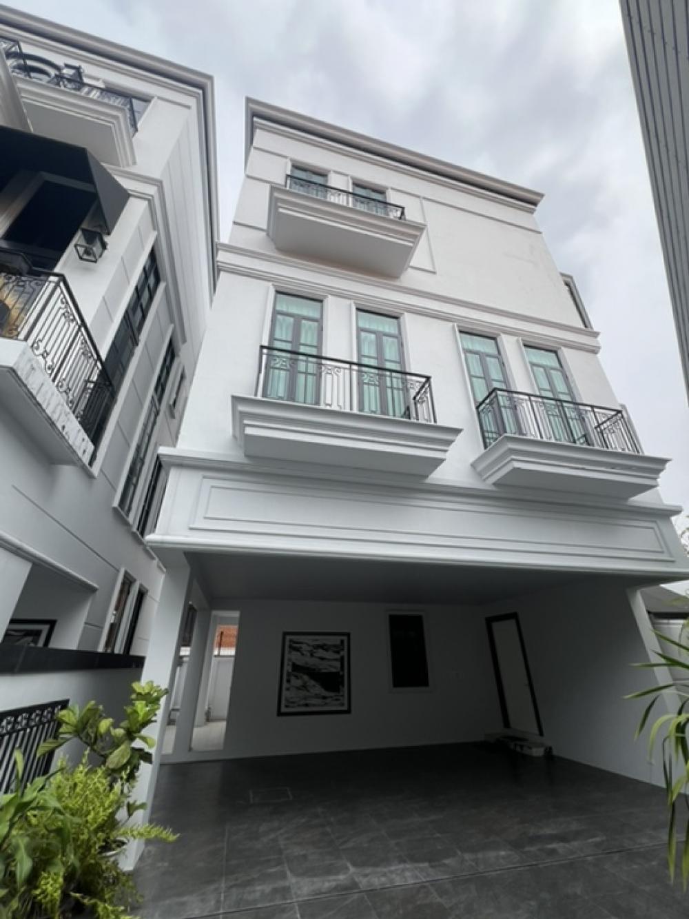 [ON-557] House for Rent near BTS Phra Kanong (บ้านให้เช่า ใกล้ BTS พระโขนง) : บ้านให้เช่า 5 ห้องนอน ใกล้พระโขนง บ้านสวย ทำเลดี