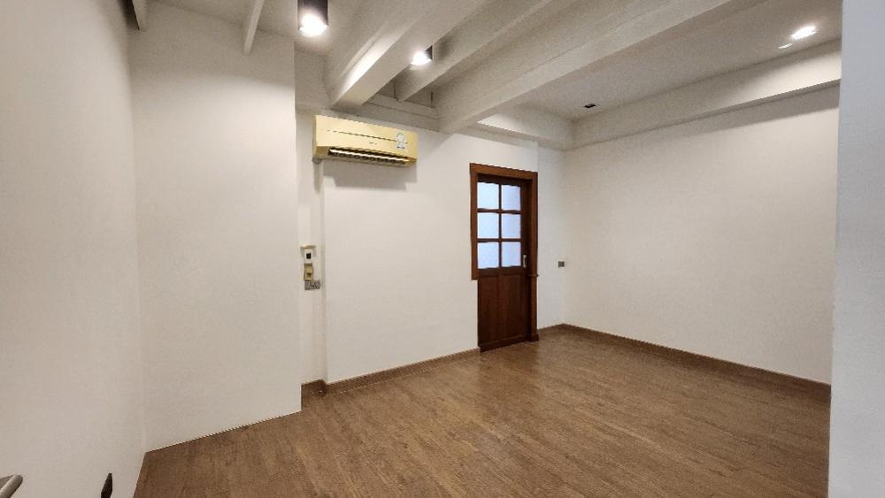 [RA-376] House for Rent near Rama 9 (บ้านเดี่ยวให้เช่า พระราม 9 ซอย 49 ทำเลศักยภาพ ใกล้เดอะไนน์พระราม 9 หมู่บ้าน เสรี พระรามเก้า ซอย49 เหมาะสำหรับออฟฟิศ-พักอาศัย) : บ้านให้เช่า 7 ห้องนอน ใกล้พระราม 9 บ้านให้เช่า พร้อมเข้าอยู่ ด่วน!