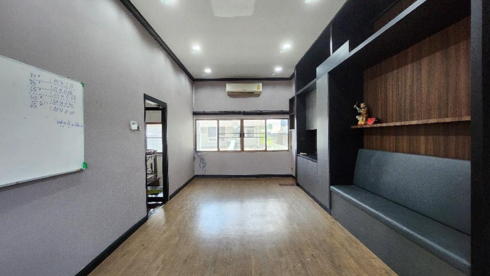 [RA-376] House for Rent near Rama 9 (บ้านเดี่ยวให้เช่า พระราม 9 ซอย 49 ทำเลศักยภาพ ใกล้เดอะไนน์พระราม 9 หมู่บ้าน เสรี พระรามเก้า ซอย49 เหมาะสำหรับออฟฟิศ-พักอาศัย) : บ้านให้เช่า 7 ห้องนอน ใกล้พระราม 9 บ้านให้เช่า พร้อมเข้าอยู่ ด่วน!