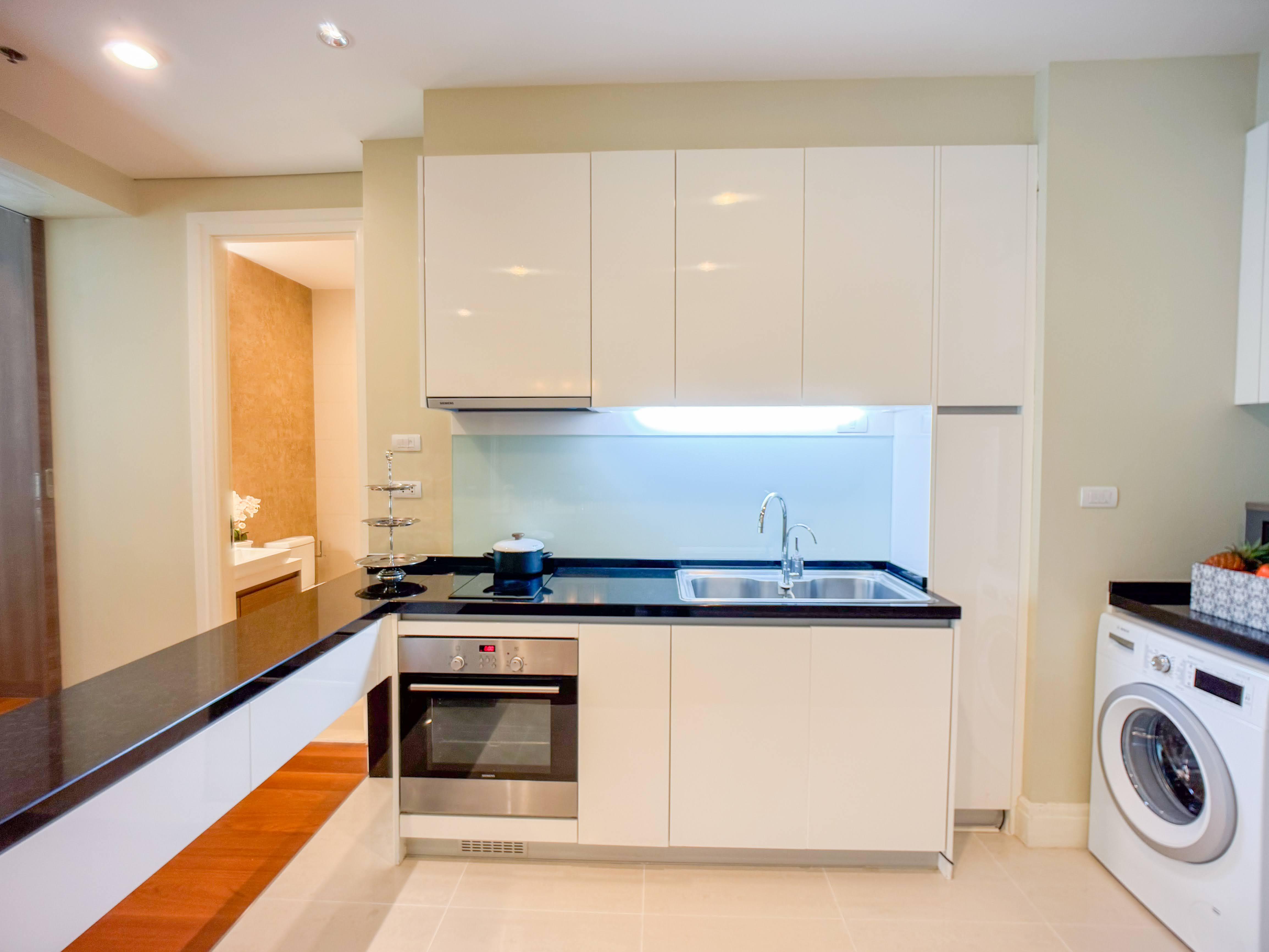 [SUP-521] Bright Sukhumvit 24 Condominium (ไบร์ท สุขุมวิท 24 คอนโดมิเนียม) : คอนโดมิเนียมให้เช่า 2 ห้องนอน ใกล้พร้อมพงษ์ คอนโดดี ทำเลได้ ส่วนกลางจัดเต็ม