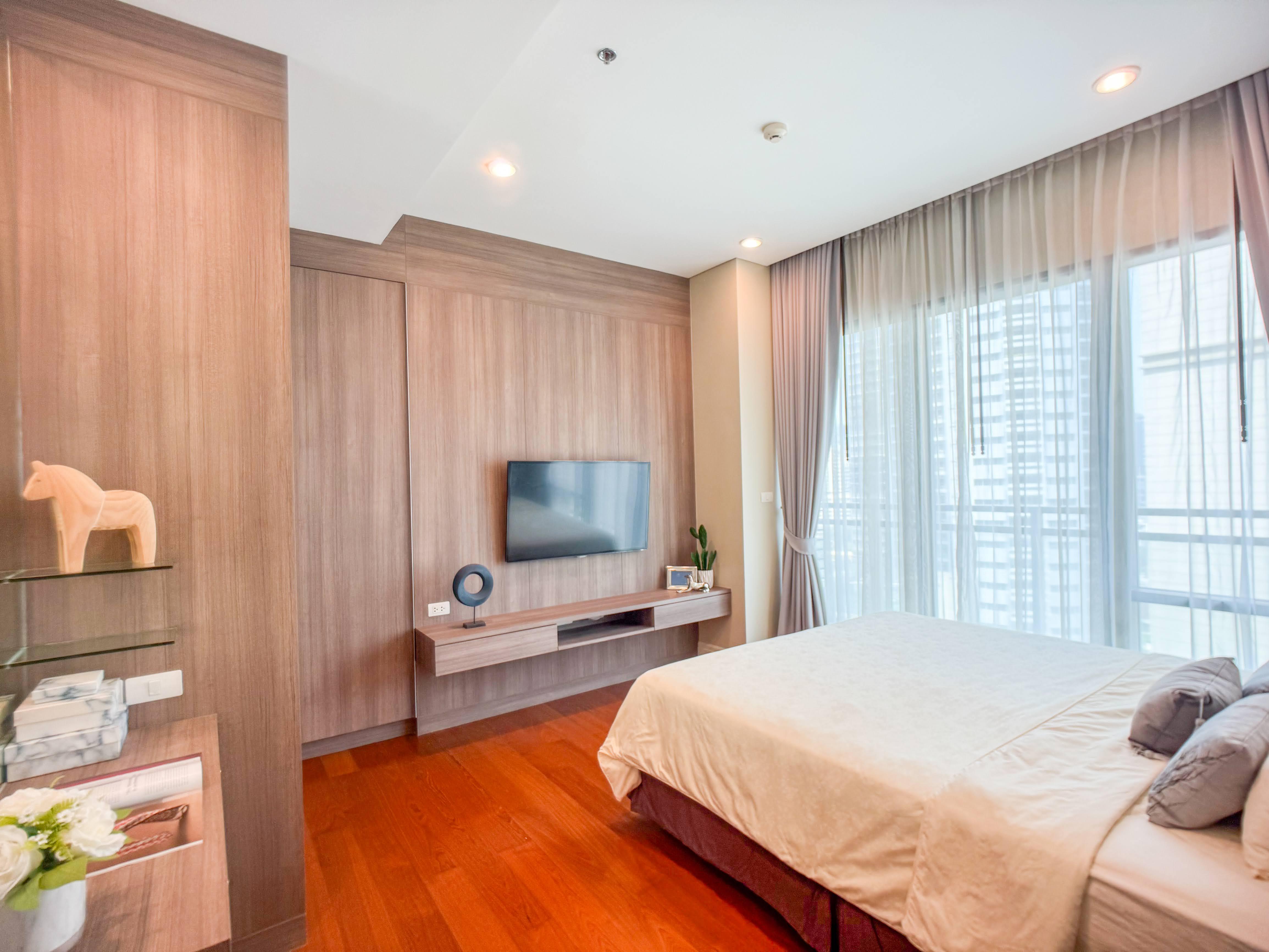 [SUP-521] Bright Sukhumvit 24 Condominium (ไบร์ท สุขุมวิท 24 คอนโดมิเนียม) : คอนโดมิเนียมให้เช่า 2 ห้องนอน ใกล้พร้อมพงษ์ คอนโดดี ทำเลได้ ส่วนกลางจัดเต็ม