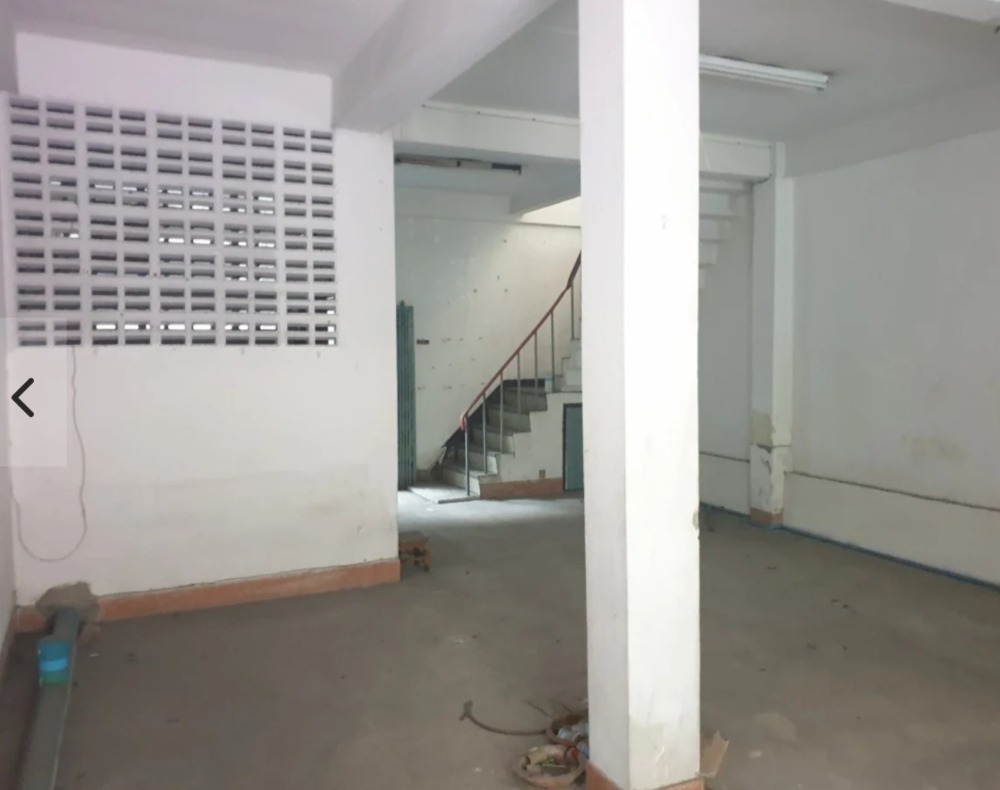 [SI-212] Office/Commercial Space for Rent near BTS Sala Daeng and MRT Silom (สำนักงาน/พื้นที่ให้เช่า ใกล้ BTS ศาลาแดง และ MRT สีลม) : พื้นที่สำนักงานให้เช่า 3 ห้องนอน ใกล้ศาลาแดง พร้อมให้เช่า