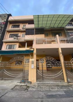 [ON-2031] 4 Storeys Townhouse for Rent in Phra Khanong (ทาวน์เฮ้าให้เช่า ใกล้พระโขนง) : ทาวน์เฮ้าส์ให้เช่า 5 ห้องนอน ใกล้ทองหล่อ บ้านนี้ดี อยู่แล้วรวย