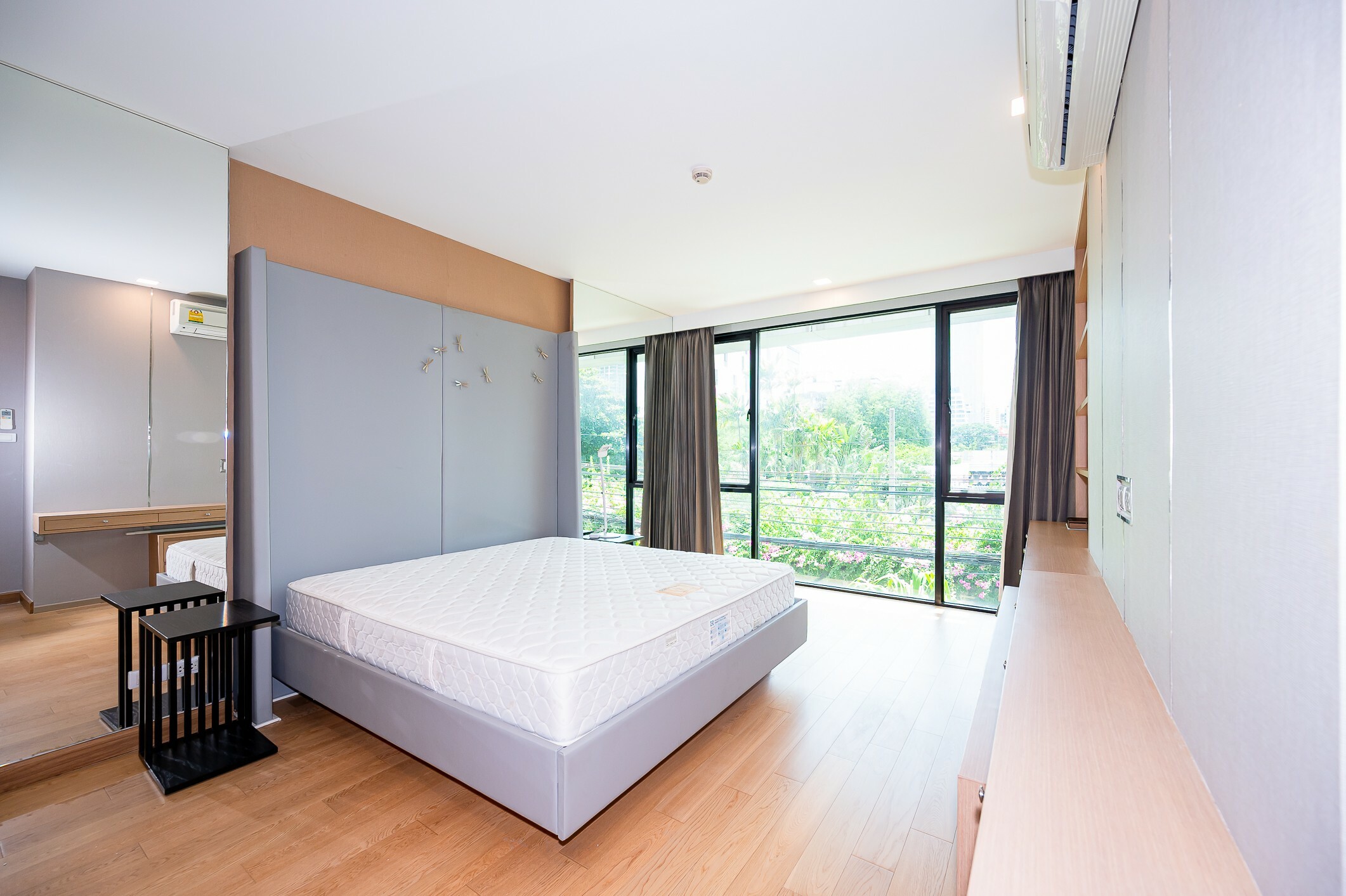 [PL-1861] O2 Hip Condo (โอทู ฮิป) : ขายคอนโดมิเนียม 2 ห้องนอน ใกล้กรุงธนบุรี ห้องสวย น่าลงทุน